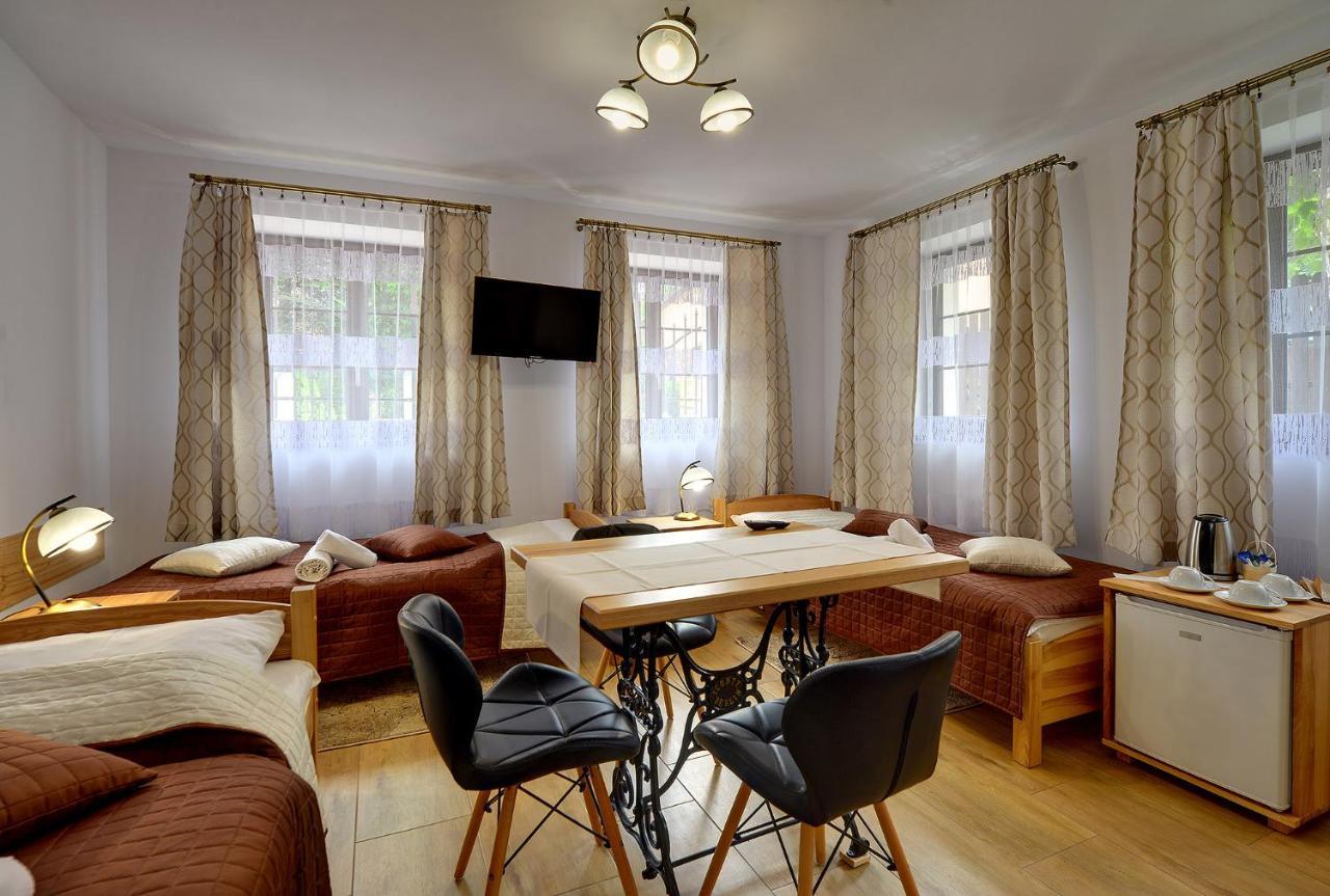Ferienwohnung Dom Krawca - Pod Chojnikiem Jelenia Góra Exterior foto