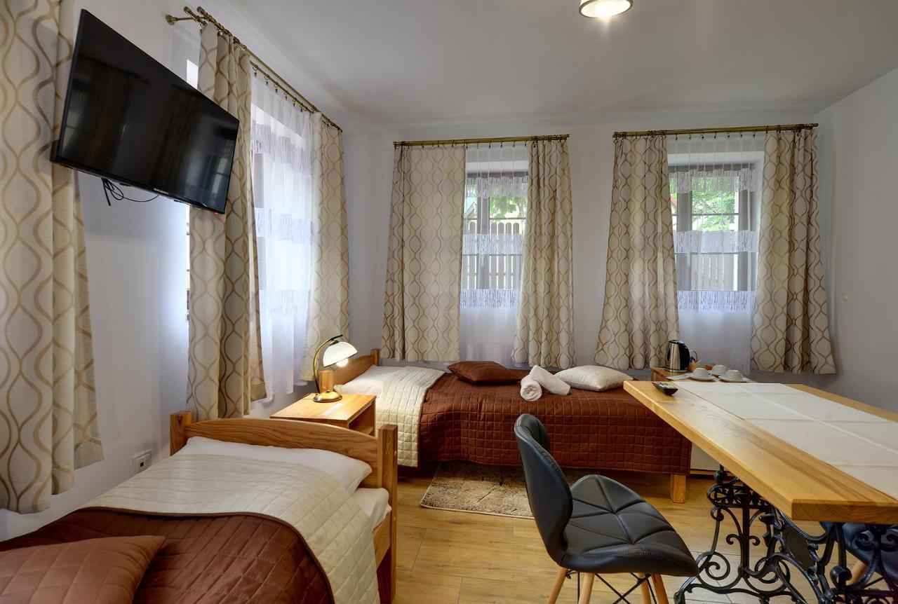 Ferienwohnung Dom Krawca - Pod Chojnikiem Jelenia Góra Exterior foto