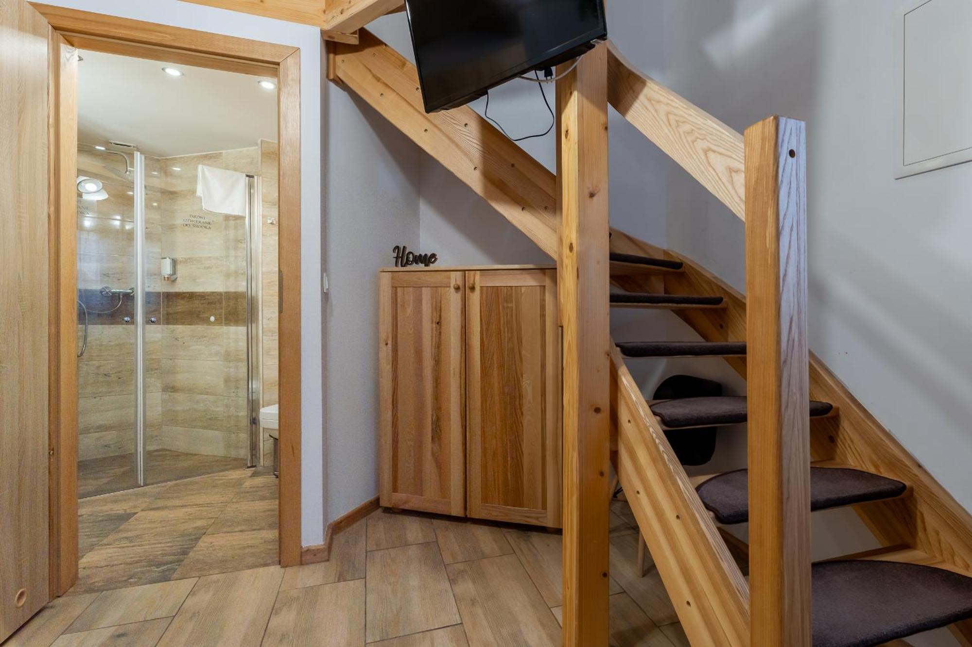 Ferienwohnung Dom Krawca - Pod Chojnikiem Jelenia Góra Exterior foto