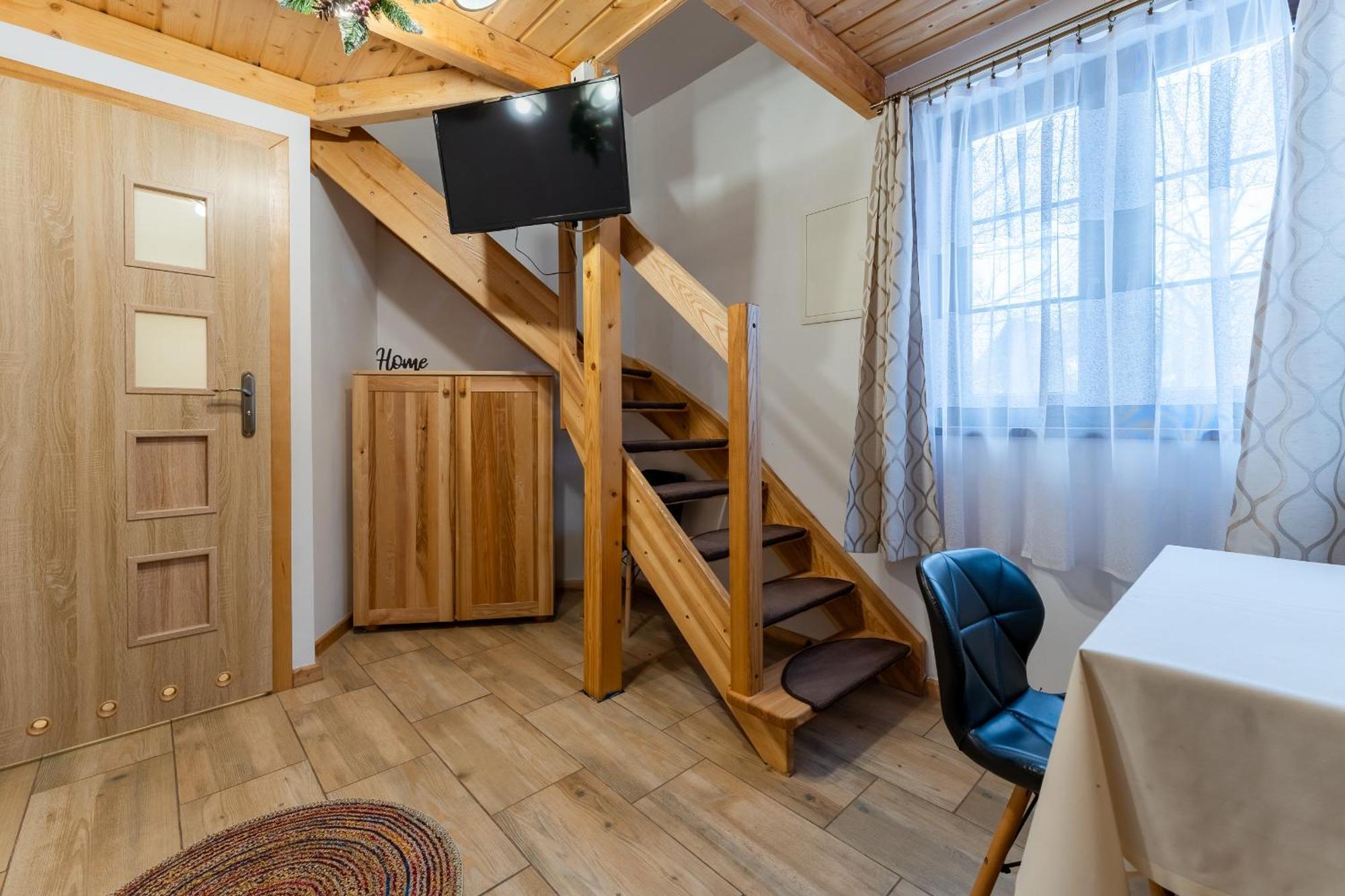 Ferienwohnung Dom Krawca - Pod Chojnikiem Jelenia Góra Exterior foto