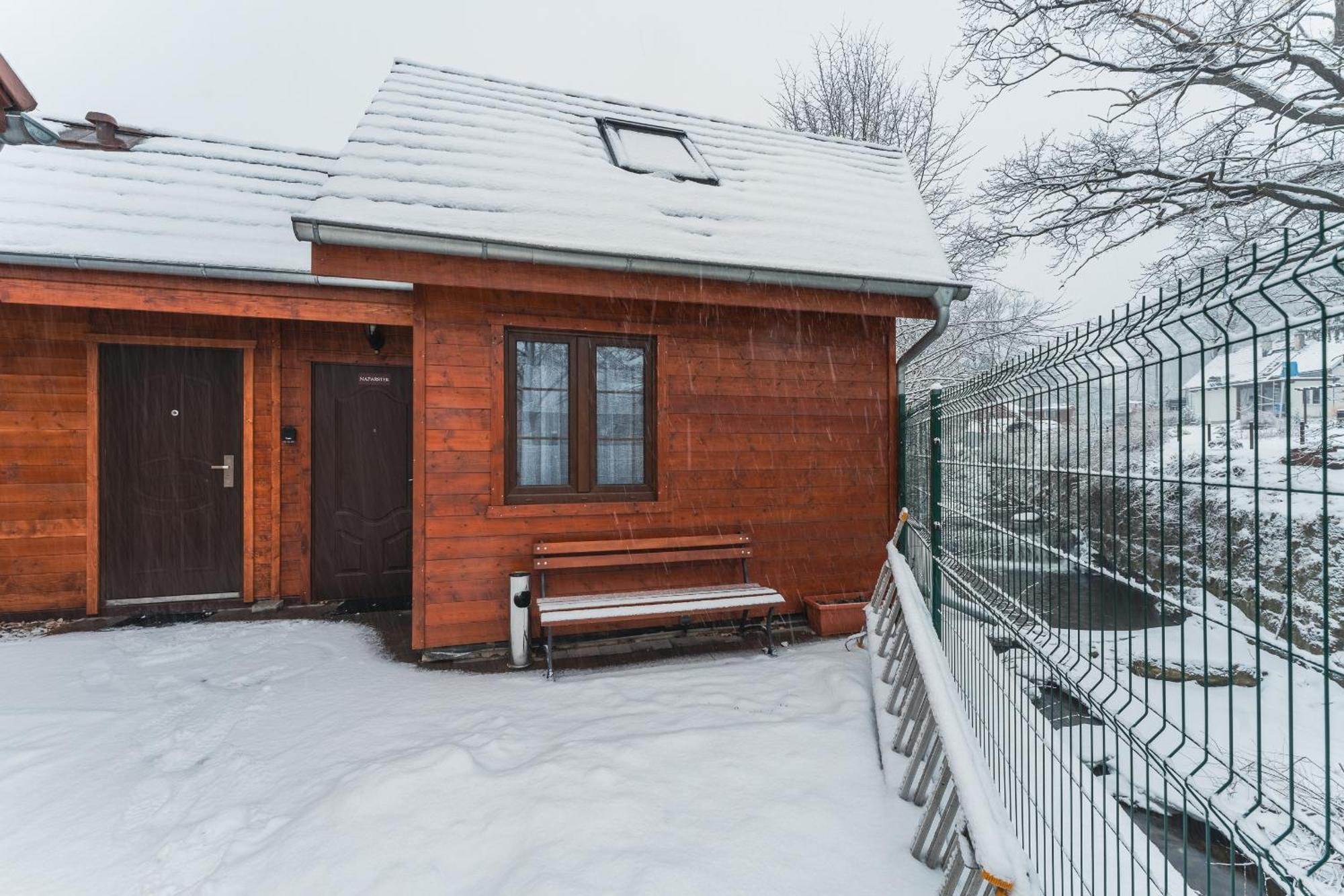 Ferienwohnung Dom Krawca - Pod Chojnikiem Jelenia Góra Exterior foto