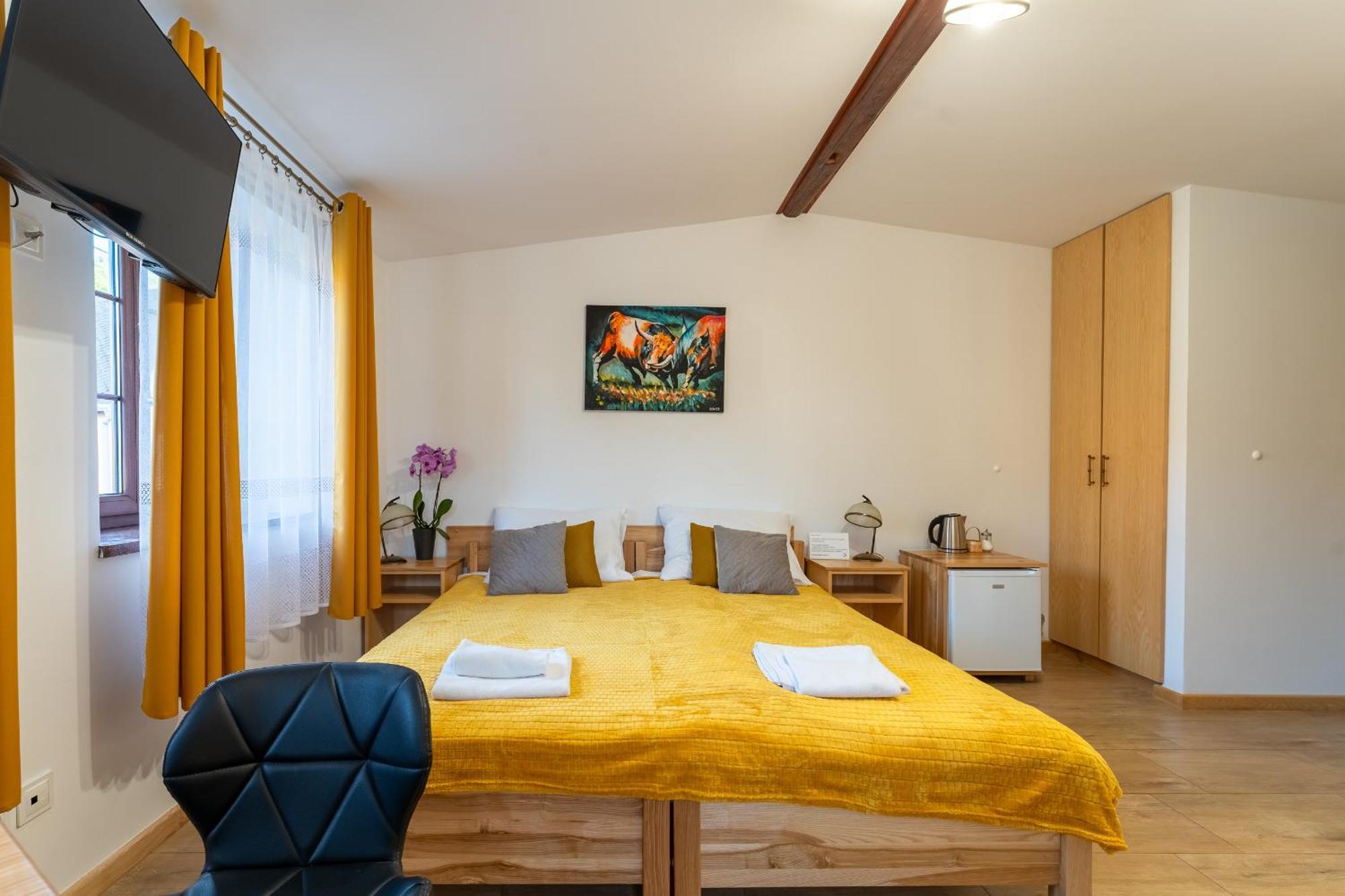 Ferienwohnung Dom Krawca - Pod Chojnikiem Jelenia Góra Exterior foto